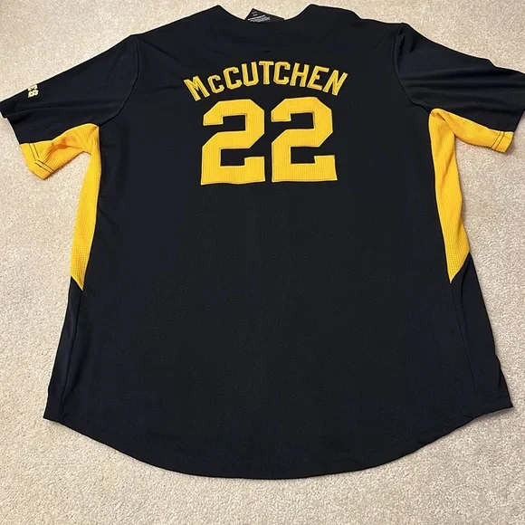 MLB Players choice #22 McCutchen Pirates Jersey size XL Men